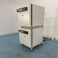 Thermo HERAcell vios 160i Double Stack CO2 Incubator image 1